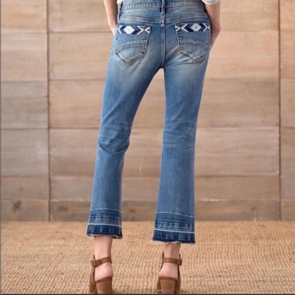 Driftwood Colette Embroidered Released Hem Jeans 28 - Picture 1 of 11